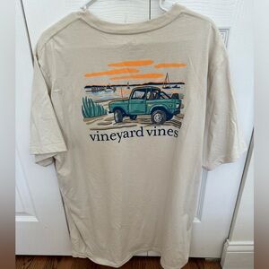 Vineyard Vines T-shirt